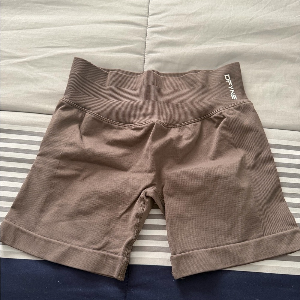 DFYNE High-Waist Women's Taupe Athletic Bike Shorts